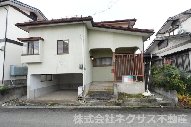 【中古住宅】山形市飯塚町戸建の外観