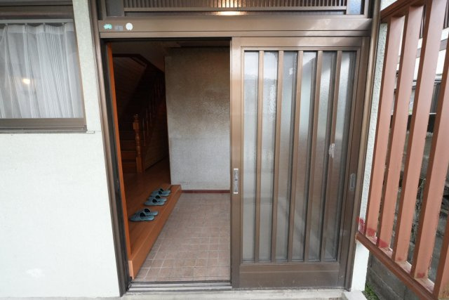 【中古住宅】山形市飯塚町戸建の玄関|玄関