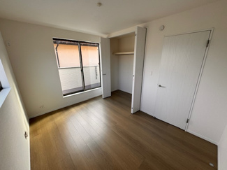 【内装】 | Heartful-Town尾張旭市北山町２期【仲介手数料無料　旭小　東中】 | 撮影
社長の村田です！
自らプレイヤーとして営業しています
長年の経験と実績から皆様により良いマイホーム購入のご提案をいたします。
住宅ローンの不安や購入後の不安等何でもご相談ください。