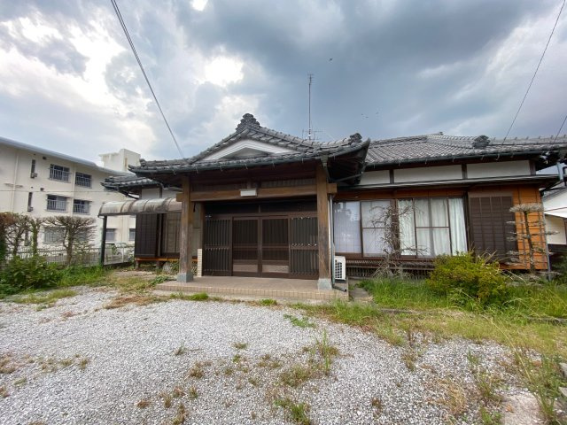 宮崎県串間市本町2丁目　平家建て住宅