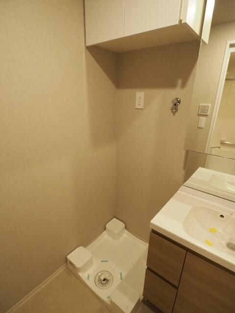 ドゥーエ三ノ輪Ⅰの独立洗面台