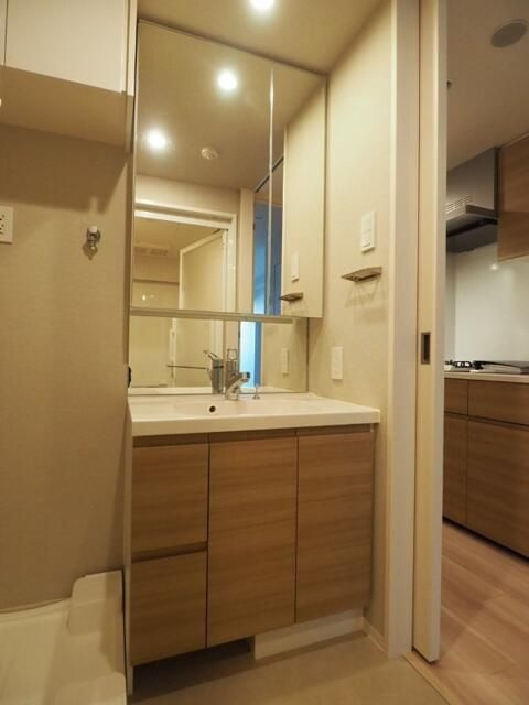 ドゥーエ三ノ輪Ⅰの洗面所