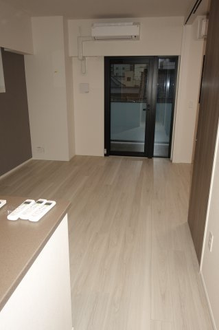 ジオエント上野稲荷町の居間・リビング