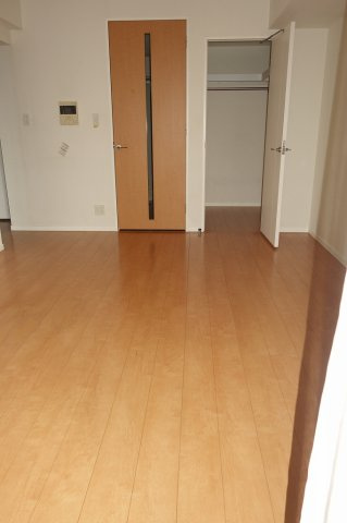 アトラス白山の洋室