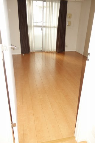 アトラス白山の居間・リビング