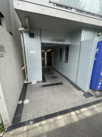 ヴァンクールのエントランス