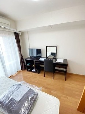 レジオス池袋イーストの居間・リビング