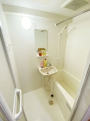 レジオス池袋イーストの浴室