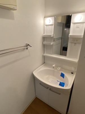 【洗面所】 | クリスタルコート