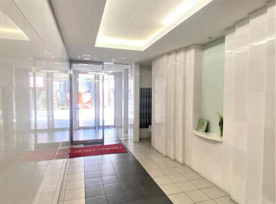 【エントランス】 | クリスタルコート