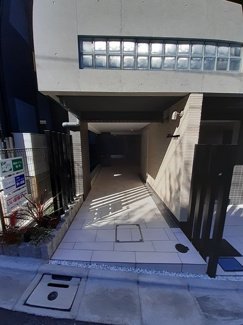 【エントランス】 | リズルーム