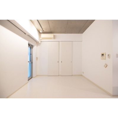 【居間・リビング】 | ルクレ堺筋本町レジデンス