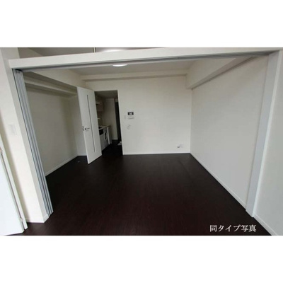 【居間・リビング】コンフォリア駒澤