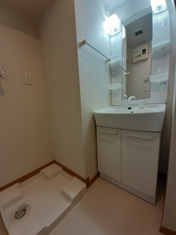 プレジール　シナガワの洗面所