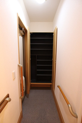 トールサイズの靴箱