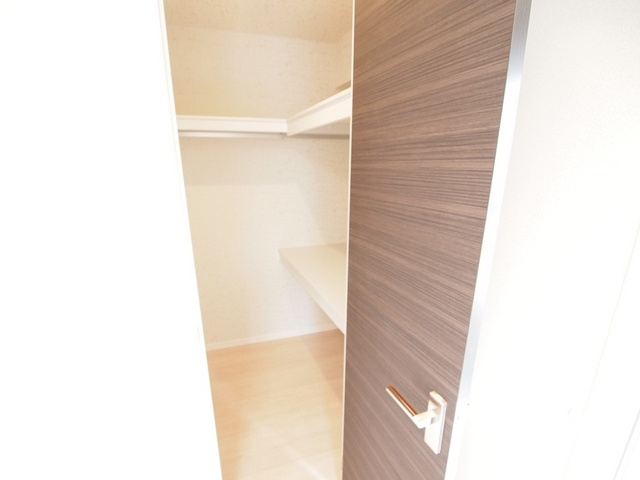 キャトル　セゾンの収納