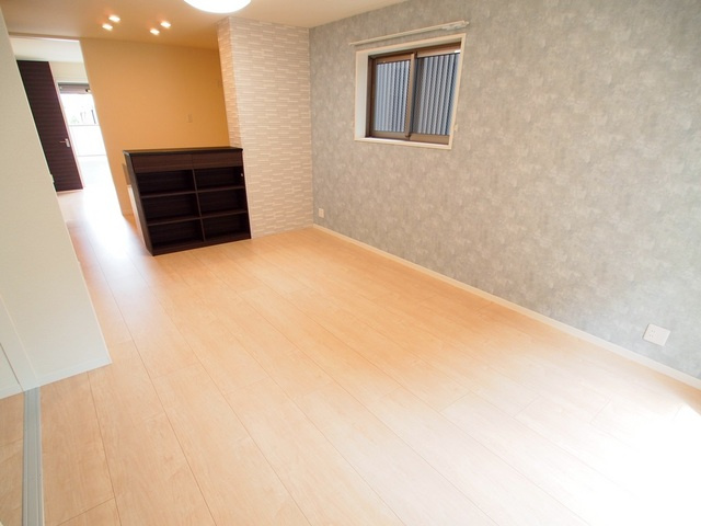 キャトル　セゾンの居間・リビング