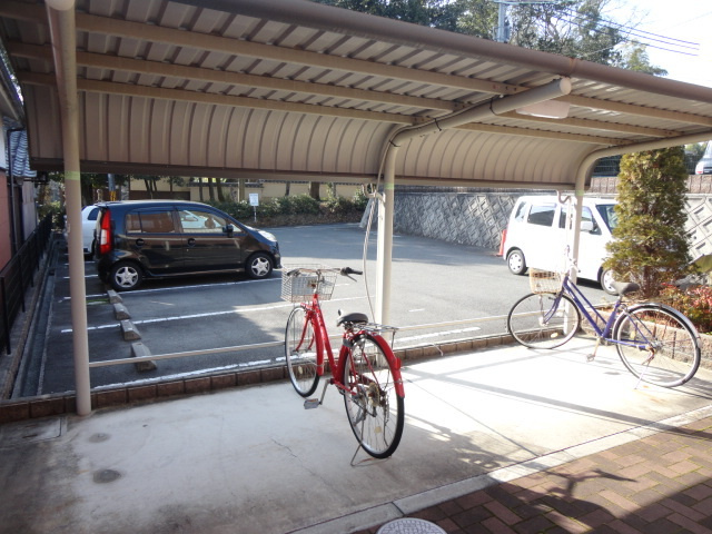 グレイス・ヒルズ3のその他