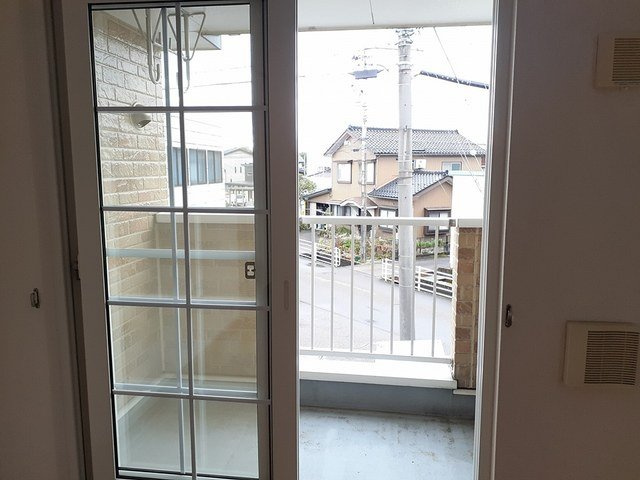 サニーセレーノⅡのバルコニー|陽当たり良好なバルコニーです