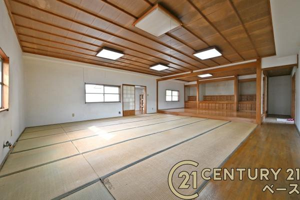 北葛城郡上牧町上牧　一戸建の和室|■現地撮影写真■落ち着ける１階の和室！約２１帖ございます！