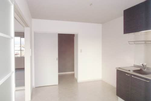 山中ハイツの居間・リビング