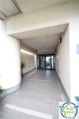 ニュープレジデント藤澤のエントランス