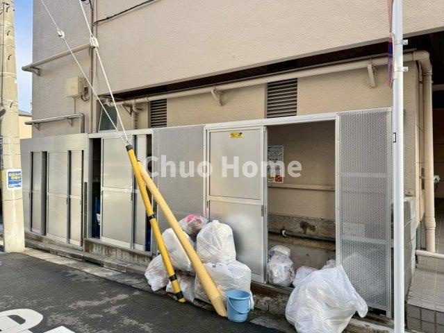 日栄マンションのその他共用部分|ゴミ置場