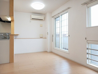 【居間・リビング】 | アヴァン新守谷Ⅱ