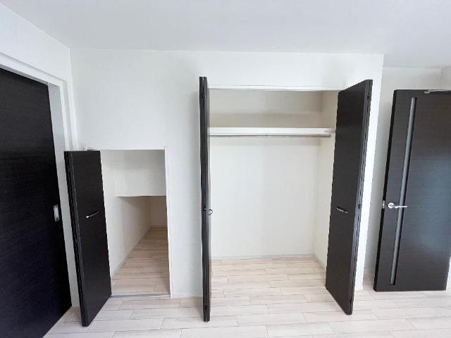 シルキーⅡの収納|クローゼット（イメージ）