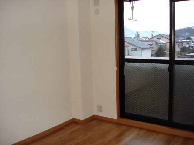 ローズガーデンＫの内装|洋室