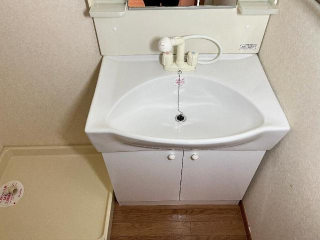 ドルチェＡの洗面所|洗髪洗面化粧台