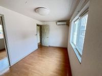 エターナルの内装