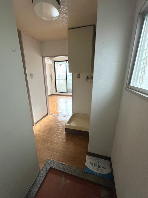 エヌ・ラフィーネの玄関