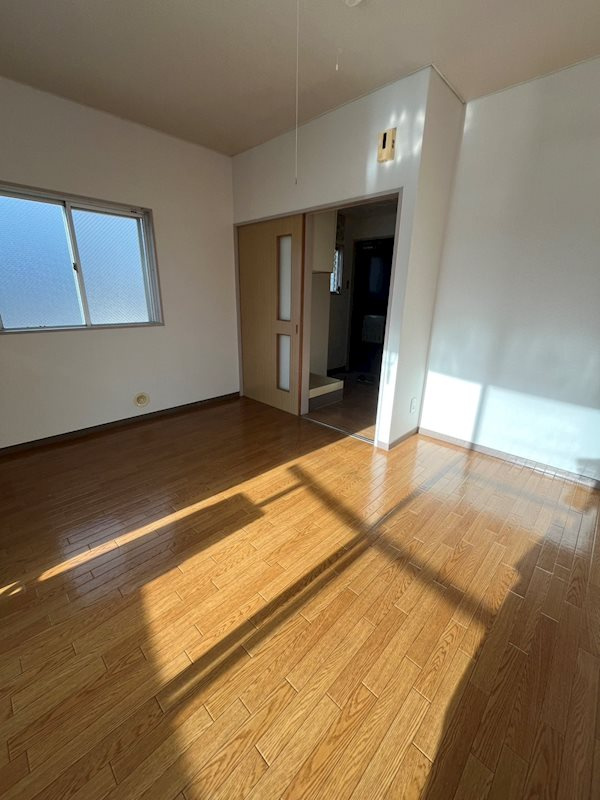 エヌ・ラフィーネの居間・リビング