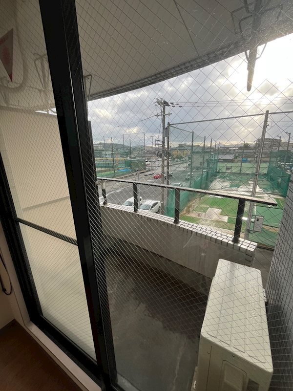 エヌ・ラフィーネのバルコニー