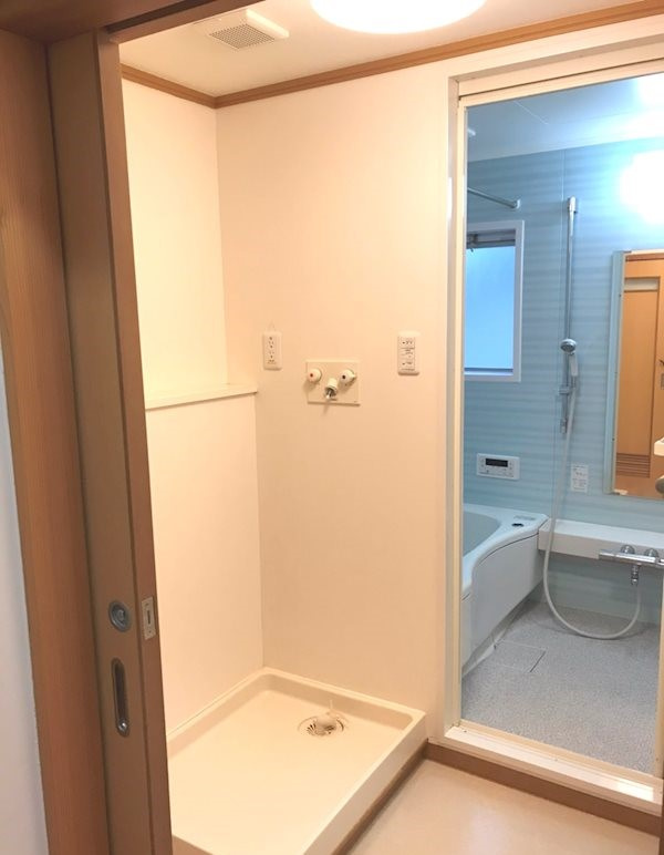 ソレイユ乾徳の洗面所