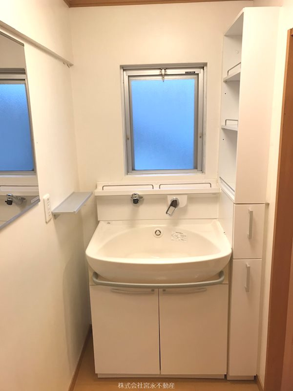 ソレイユ乾徳の洗面所