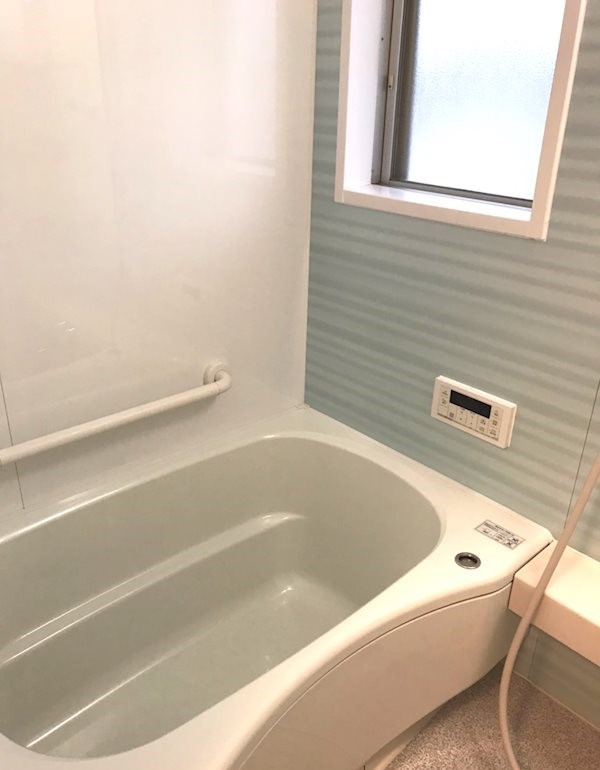 ソレイユ乾徳の浴室