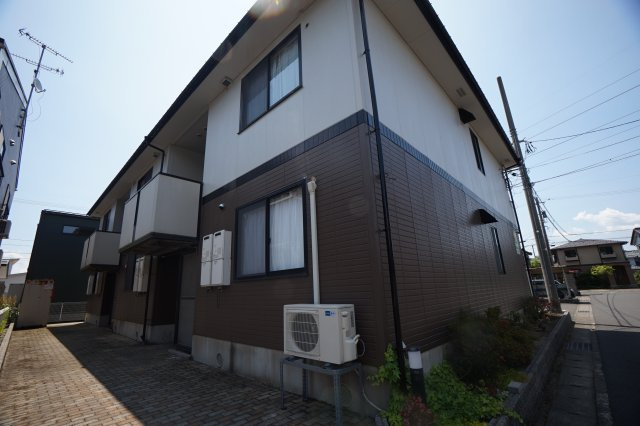 クレドール西谷　Ａ棟の外観