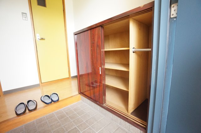 メゾン鳴鹿2番館の収納