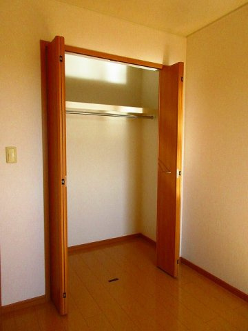 グラスロ－ズ・一生Ｂの収納