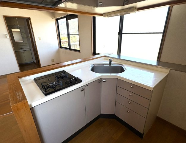 リバティ・ヴィラ　B棟のキッチン