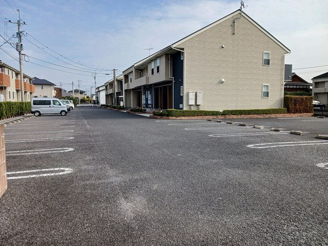 クラ－ルＣの駐車場