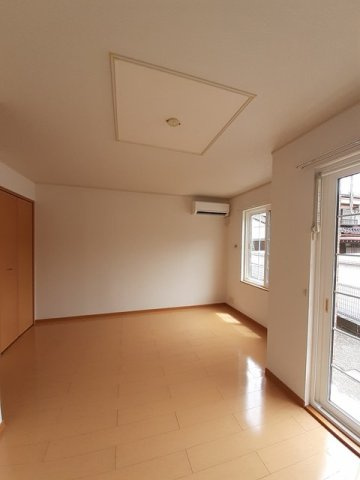 ボヌール　Ｂの居間・リビング