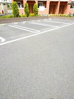 シェール・ベルⅠの駐車場