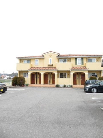 ジョーヌ　セレーサ　Ａの駐車場