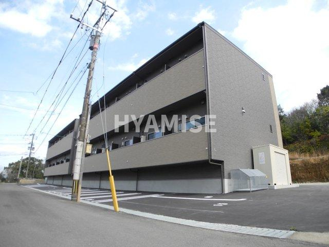 エルモーサ・トロワ