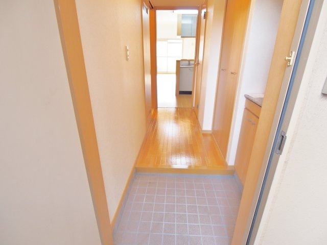 プラシードレジデンスの玄関