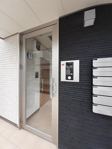 エスティーヌフジＣのエントランス|清潔なエントランスです