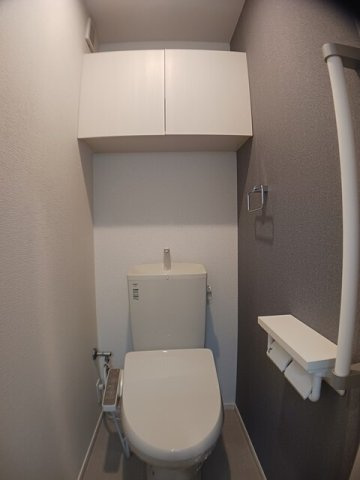 エスティーヌフジＣのトイレ|落ち着いたトイレです